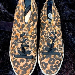 Steve Madden Emmi cheetah platforms.